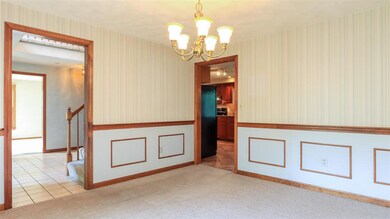 21 Cathedral Cir, Nashua, NH 03063 - photo 5