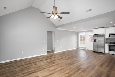 295 Knight Dr, Tuscumbia, AL 35674 - photo 5