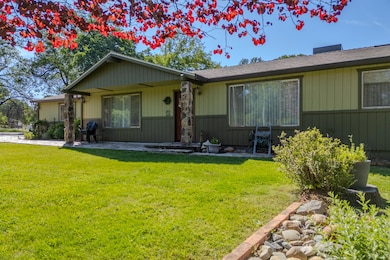 21083 Oak Knoll Rd, Redding, CA 96003 - photo 2