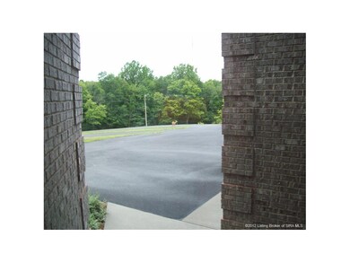 2295 Grandview Dr, Floyds Knobs, IN 47119 - photo 3