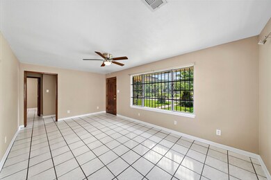 3043 Trenton Rd, Houston, TX 77093 - photo 2