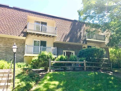 35 Seminary Hill unit 26C, West Lebanon, NH 03784 - photo 2