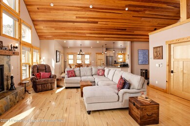424 Red Cliff26