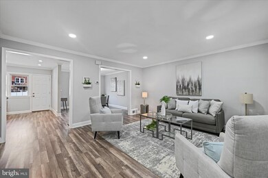 806 N Chapel Gate Ln, Baltimore, MD 21229 - photo 5