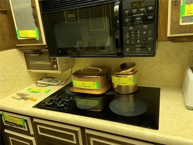 11613 N Miller Ave, Oklahoma City, OK 73120 - photo 4