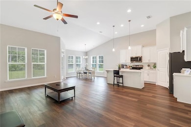 128 Clearwater Dr, Brunswick, GA 31523 - photo 5