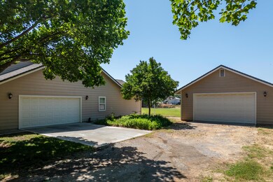 4 Bay garage space and shop