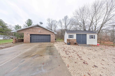 2591 N Benchmark Dr, Princeton, IN 47670 - photo 6