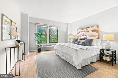 Gateway Georgetown Condos unit 206, Washington, DC 20007 - photo 5