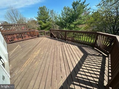 1215 Seron Ct, Sykesville, MD 21784 - photo 5