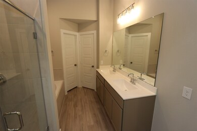 3419 Trail View Dr, Rosenberg, TX 77471 - photo 5