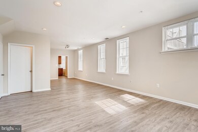 951 Brooks Ln unit 2C, Baltimore, MD 21217 - photo 5