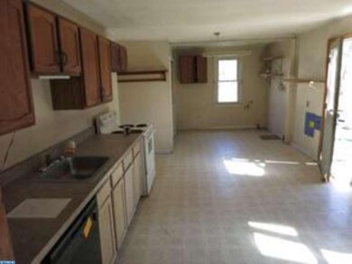 711 Taunton Lake Rd, Marlton, NJ 08053 - photo 4