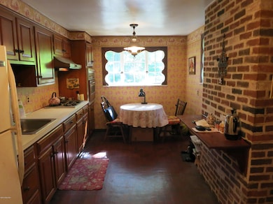 12 Hidden Brook Rd, Riverside, CT 06878 - photo 3