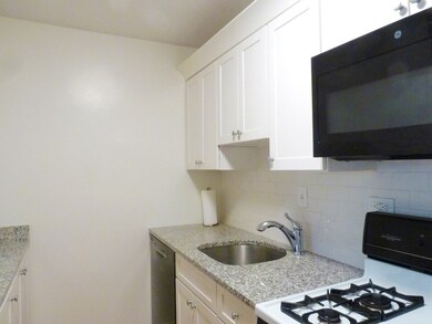 9 Hawthorne Place unit 8F, Boston, MA 02114 - photo 6