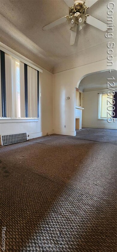 13940 Mayfield St, Detroit, MI 48205 - photo 5