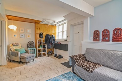 1 Lanark Rd unit 7, Brookline, MA 02445 - photo 3