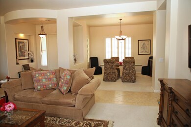 Living Rm to Dining Rm