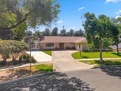 1201 N 1st Ave, Upland, CA 91786 - photo 4