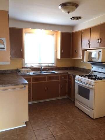 5244 W Wellington Ave, Chicago, IL 60641 - photo 7