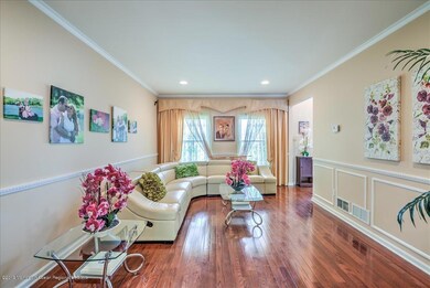 04-LIVING ROOM