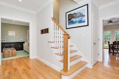 24 Nimitz Pl Old Greenwich CT-large-009-