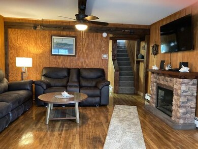 10 Prospect St, Old Orchard Beach, ME 04064 - photo 6