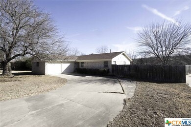 1409 Pleasant Ln, Copperas Cove, TX 76522 - photo 2