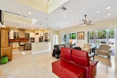Entry to Living Area