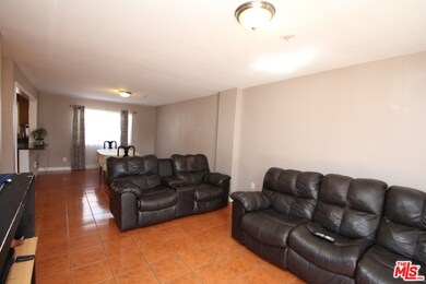 842 W 130th St, Compton, CA 90222 - photo 3