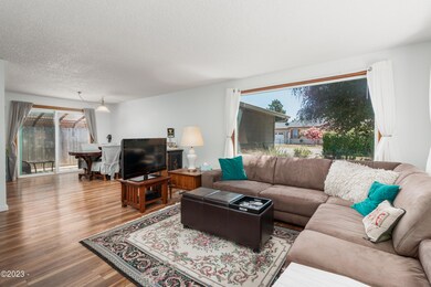 1037 SW 13th St, Lincoln City, OR 97367 - photo 6