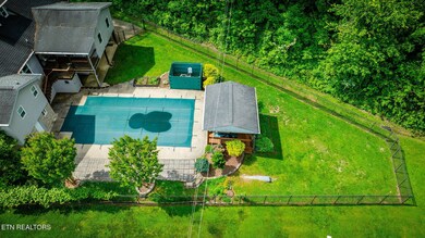 212 Old Castle Pool Ariel