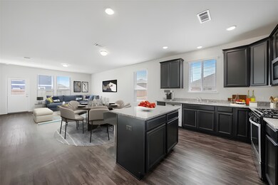 3075 Clydesdale Dr, Alvin, TX 77511 - photo 6