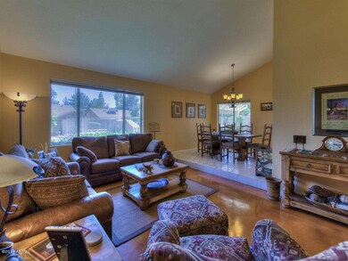 004_Formal Living Room