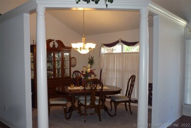 619 S Tallchief Ct, Skiatook, OK 74070 - photo 7