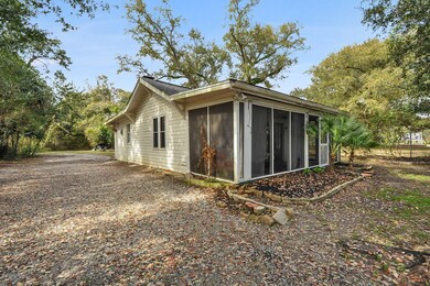 506 N. Second St. driveway