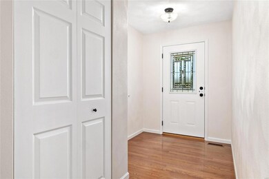 109 W Woodland Ridge, Valmeyer, IL 62295 - photo 4