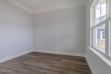 5 Living room