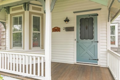 31 Curtis Ave Manasquan NJ-large-008-032