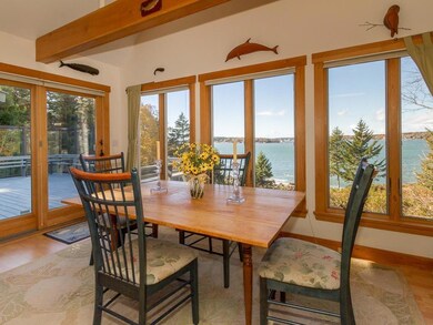 The dining room, with wraparound...