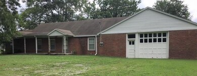 1101 S Cannon Blvd, Shelbyville, TN 37160 - photo 2