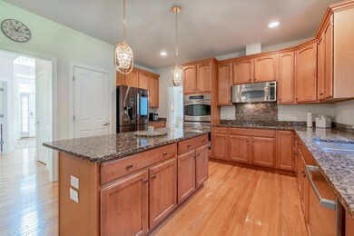 109 Canterbury Hill Rd, Acton, MA 01720 - photo 5