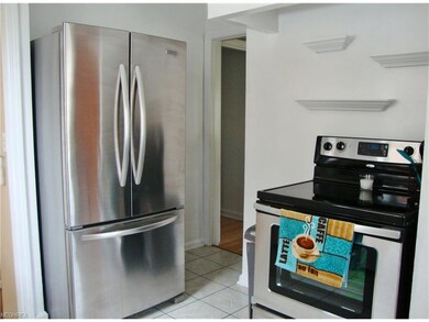 Newer stainless steel appliances included too!