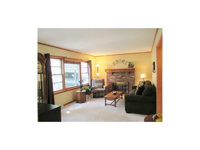 GREAT LIVING AREA WITH BIG PICTURE WINDOW!