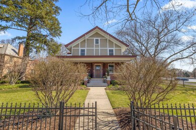 330 S Brainard St, Naperville, IL 60540 - photo 4