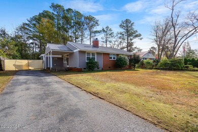 604 Jarman St, Jacksonville, NC 28540 - photo 2