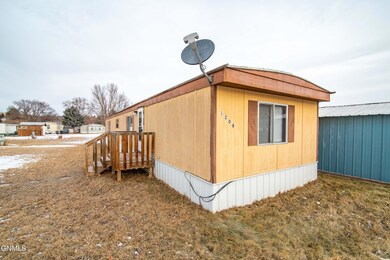 1208 S Frontier Trail, Mandan, ND 58554 - photo 2