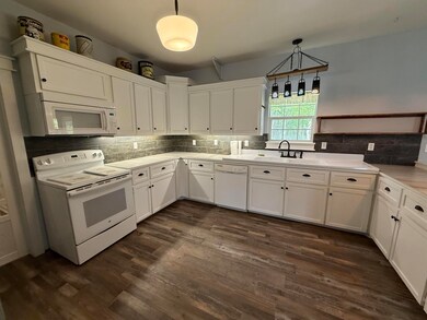 3076 3076 Rocking Horse Ranch Rd, Marlow, OK 73055 - photo 5