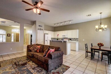 Family Room, Kitchen, Eat-in Kitchen