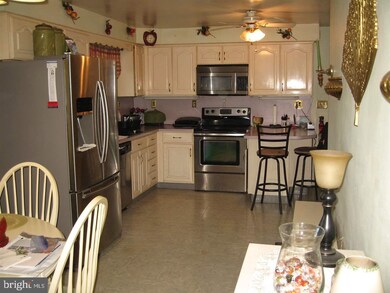 3070 Orwig Rd, Stewartstown, PA 17363 - photo 5